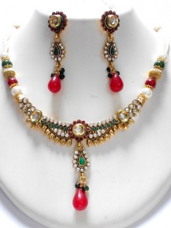 Polki Necklace Set